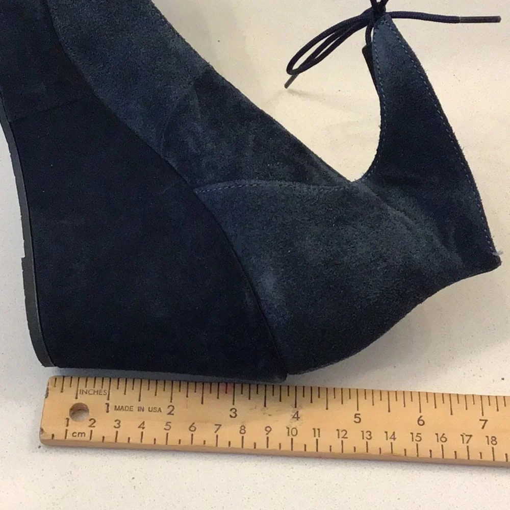 Cordani Suede Round Toe Wedge Heel Size 10/41 - Picture 4 of 12